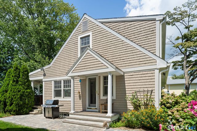 4 Seaside Place, Norwalk, CT 06855