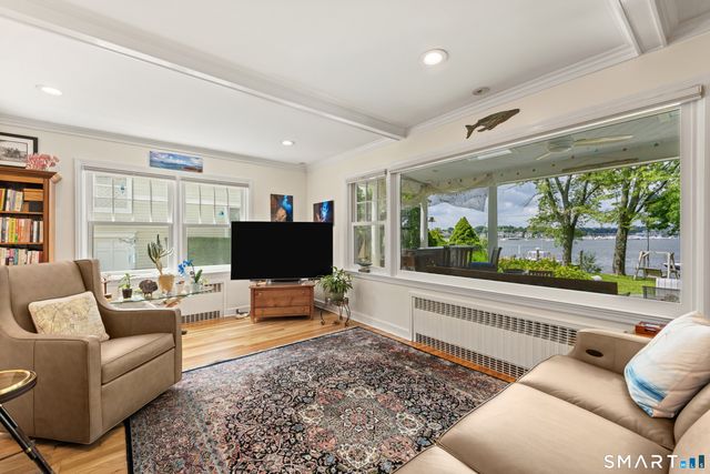4 Seaside Place, Norwalk, CT 06855