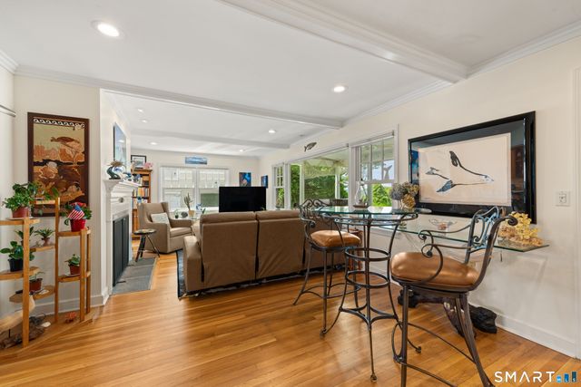4 Seaside Place, Norwalk, CT 06855