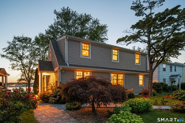 4 Seaside Place, Norwalk, CT 06855
