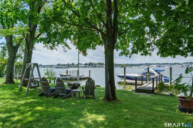 4 Seaside Place, Norwalk, CT 06855