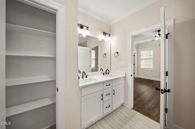 1406 Hilltop Avenue, Fayetteville, NC 28305