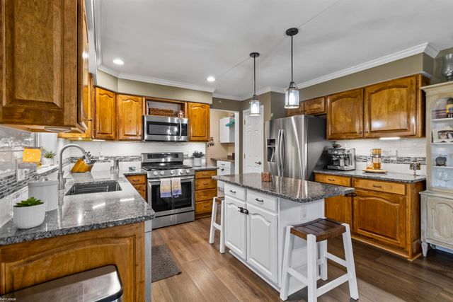 2030 Palms Road, Columbus Twp, MI 48063