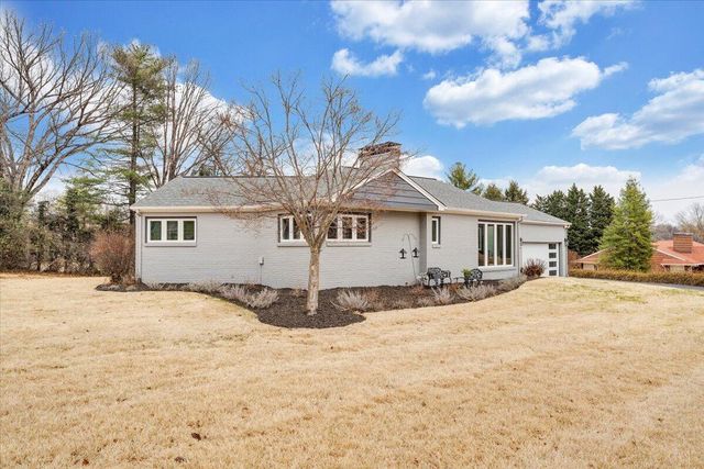 3531 Winding Way RD, Roanoke, VA 24015