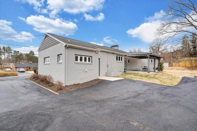 3531 Winding Way RD, Roanoke, VA 24015