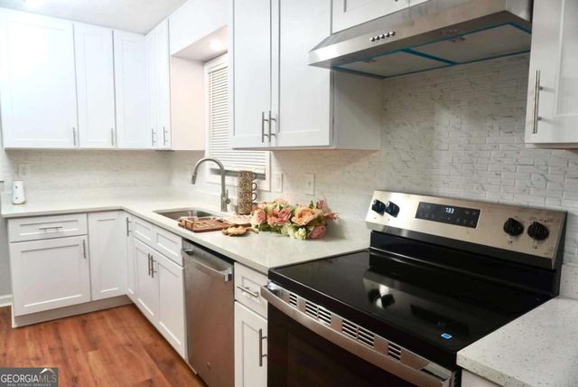5122 Martindale Lane, Stone Mountain, GA 30088