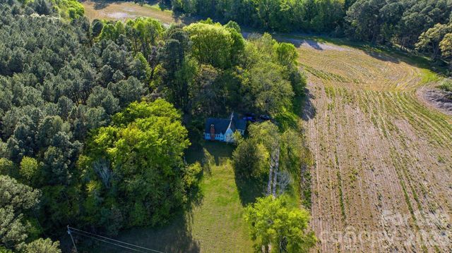 1862 Salem Church Road, Lincolnton, NC 28092