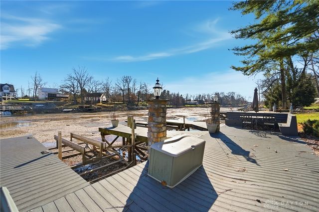 1065 Brunswick Drive, Perry Twp, OH 45118