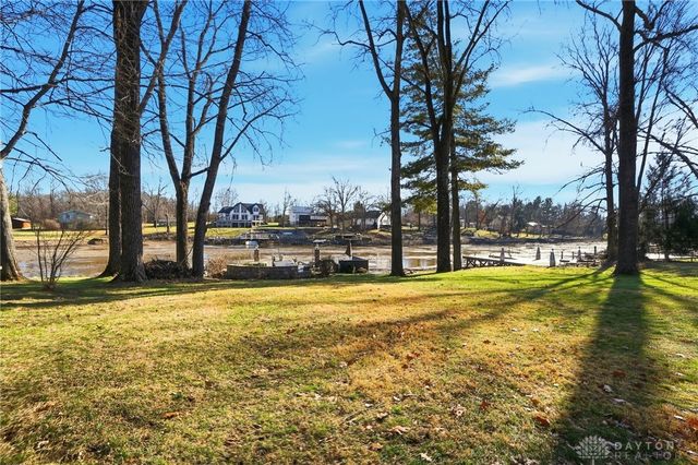 1065 Brunswick Drive, Perry Twp, OH 45118