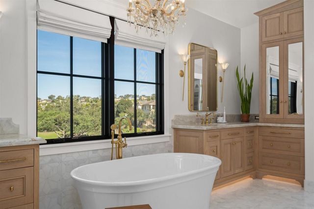 634 Shasta Drive, Encinitas, CA 92024