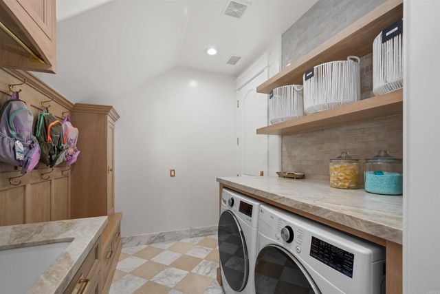 634 Shasta Drive, Encinitas, CA 92024