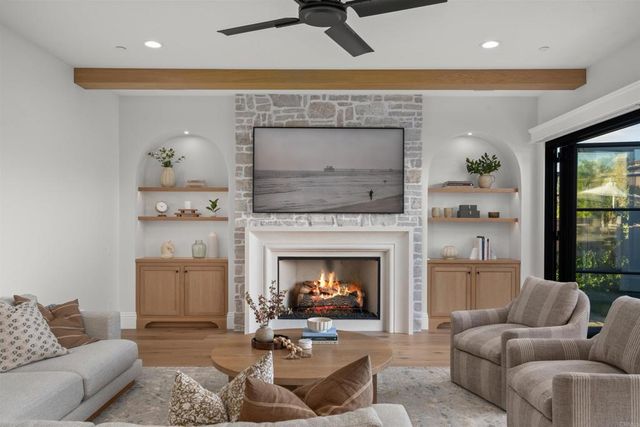 634 Shasta Drive, Encinitas, CA 92024