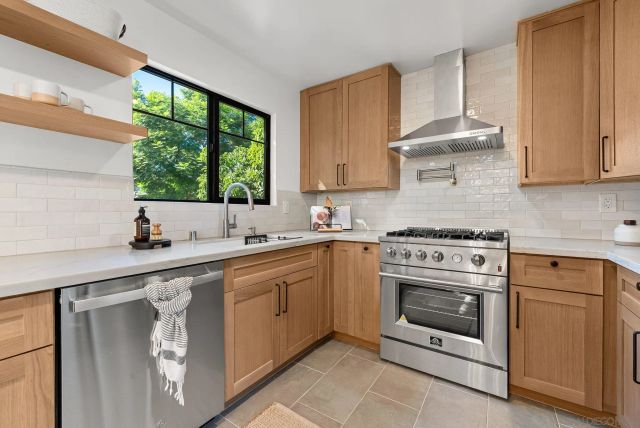 3678 Richmond St, San Diego, CA 92103