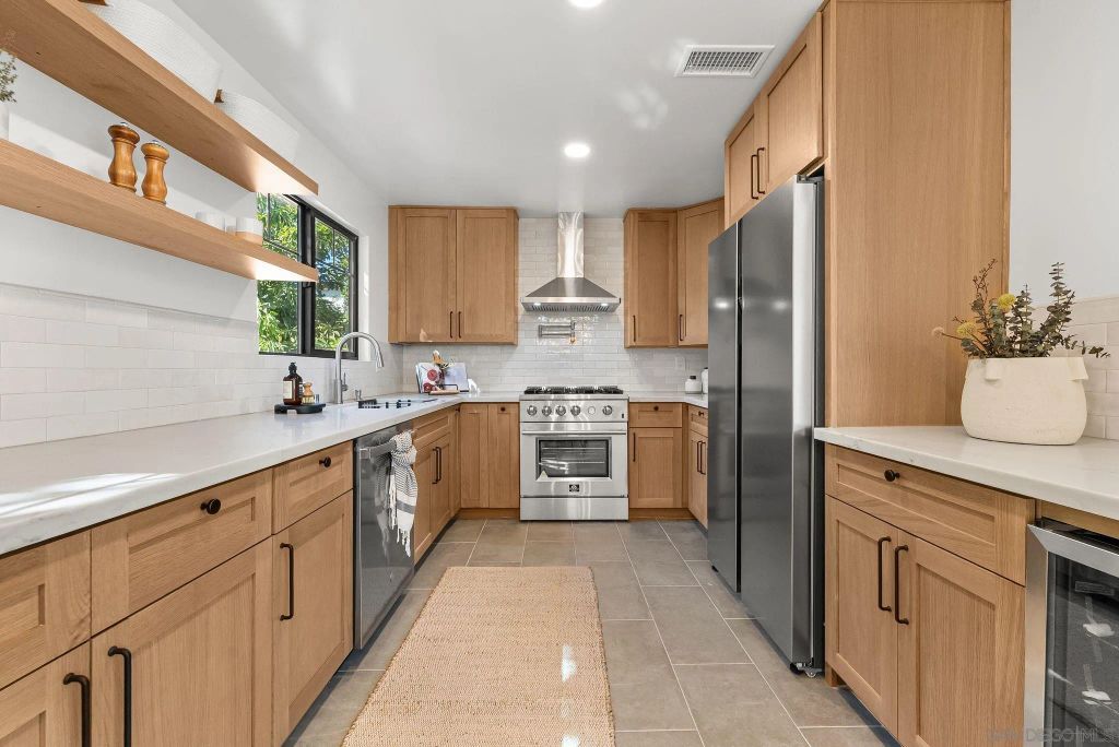 3678 Richmond St, San Diego, CA 92103