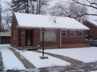 19695 Riverview Street, Detroit, MI 48219