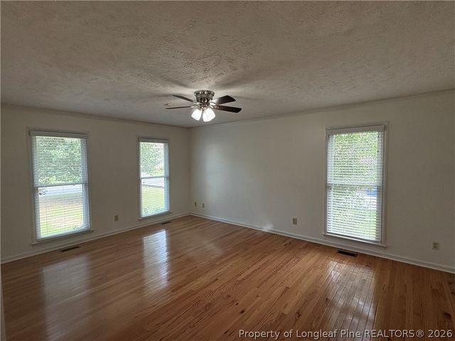 1987 Penrose Drive, Fayetteville, NC 28304