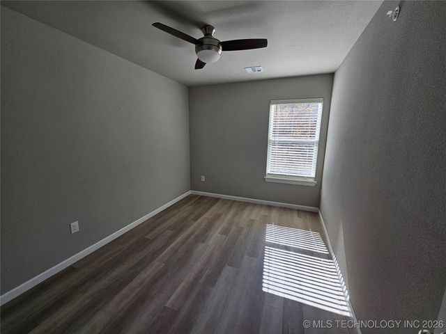 3406 Redbud Lane, Tulsa, OK 74132