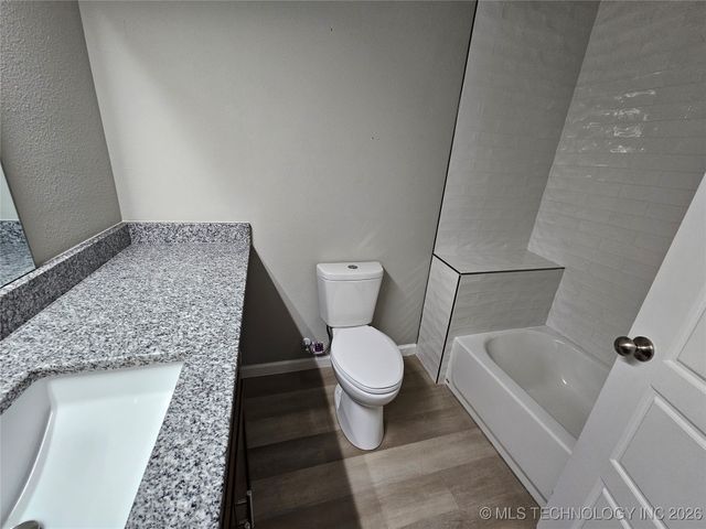 3406 Redbud Lane, Tulsa, OK 74132