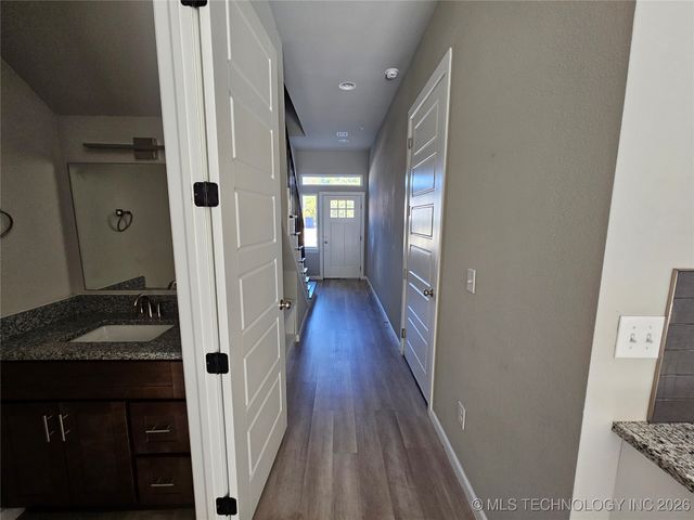 3406 Redbud Lane, Tulsa, OK 74132