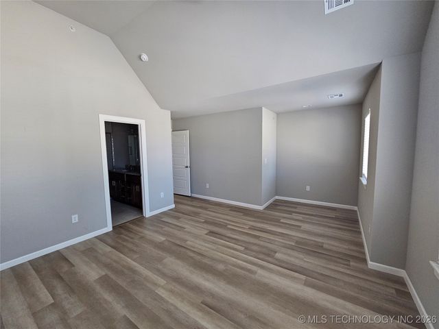 3406 Redbud Lane, Tulsa, OK 74132