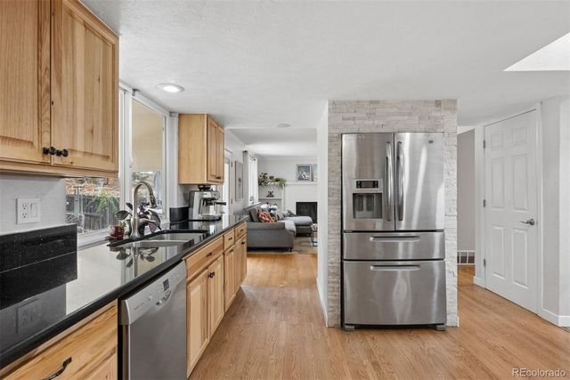 8015 W Calhoun Place, Littleton, CO 80123