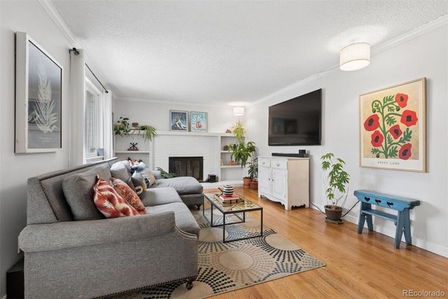 8015 W Calhoun Place, Littleton, CO 80123