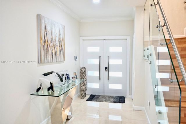 10913 NW 67th St, Doral, FL 33178