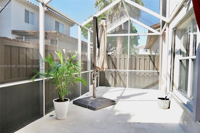 10913 NW 67th St, Doral, FL 33178