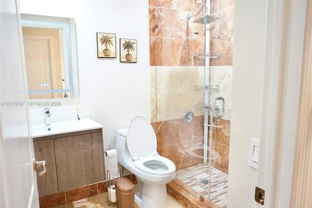 10913 NW 67th St, Doral, FL 33178