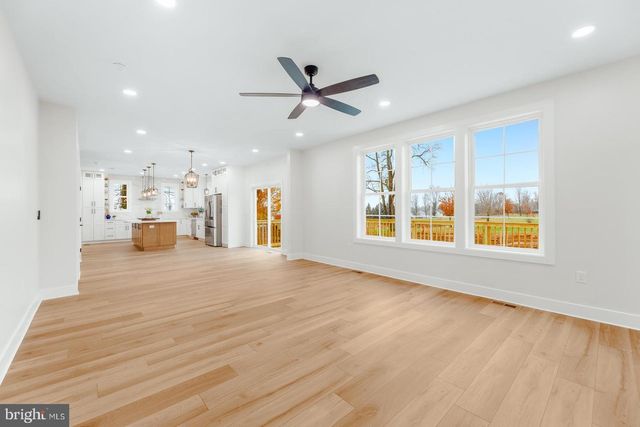 866 HULMEVILLE RD, Langhorne, PA 19047