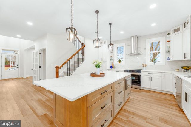 866 HULMEVILLE RD, Langhorne, PA 19047