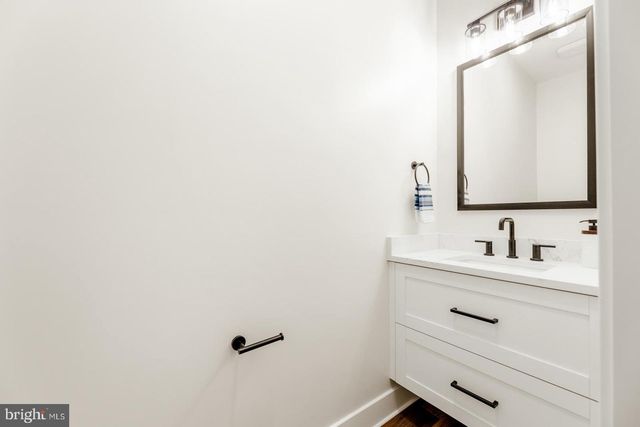 866 HULMEVILLE RD, Langhorne, PA 19047