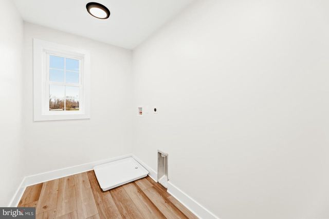 866 HULMEVILLE RD, Langhorne, PA 19047