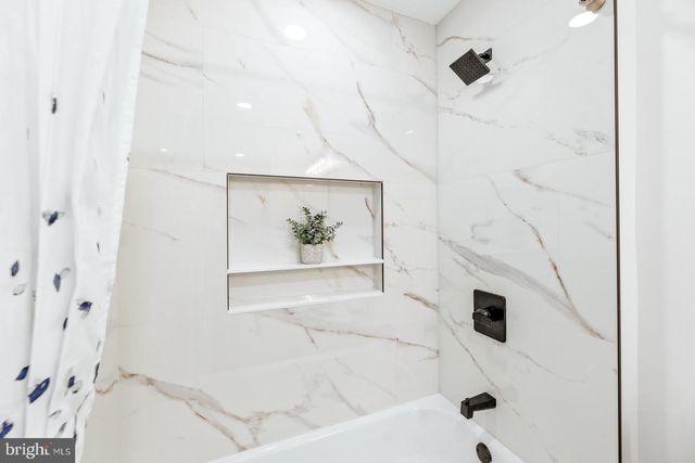 866 HULMEVILLE RD, Langhorne, PA 19047