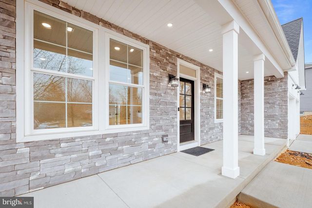 866 HULMEVILLE RD, Langhorne, PA 19047