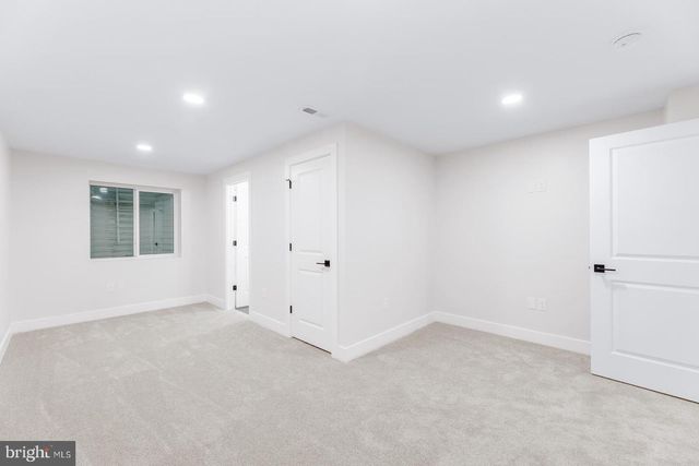 866 HULMEVILLE RD, Langhorne, PA 19047