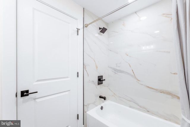 866 HULMEVILLE RD, Langhorne, PA 19047