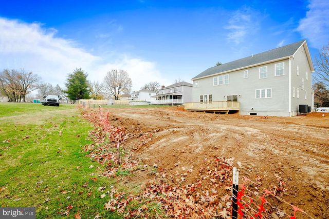 866 HULMEVILLE RD, Langhorne, PA 19047