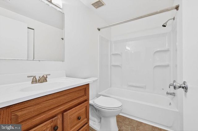 18515 EAGLES ROOST DR, Germantown, MD 20874