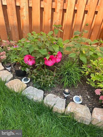 18515 EAGLES ROOST DR, Germantown, MD 20874