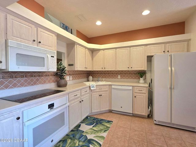 3000 Ocean Shore Blvd Apt 9, Ormond Beach, FL 32176