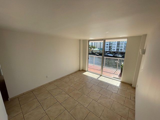 1800 NW 24th Avenue 309, Miami, FL 33125