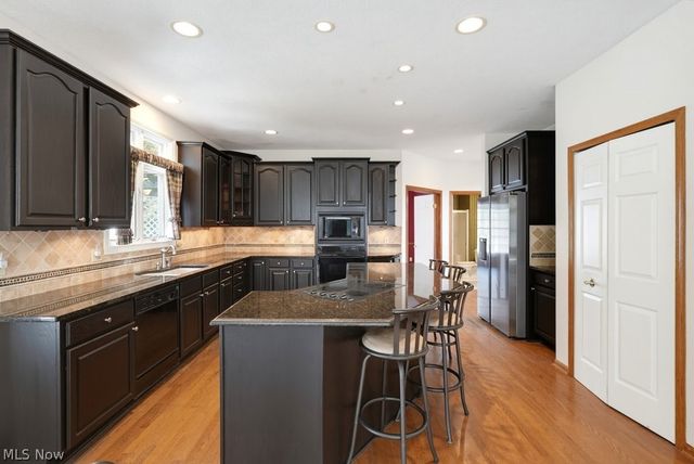 1541 Newton Pass, Broadview Heights, OH 44147
