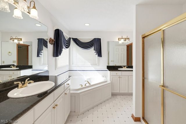 1541 Newton Pass, Broadview Heights, OH 44147