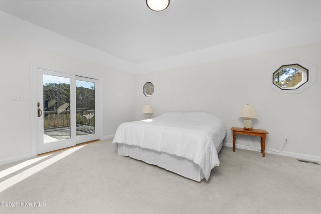 3010 Sloop Drive, Oriental, NC 28571