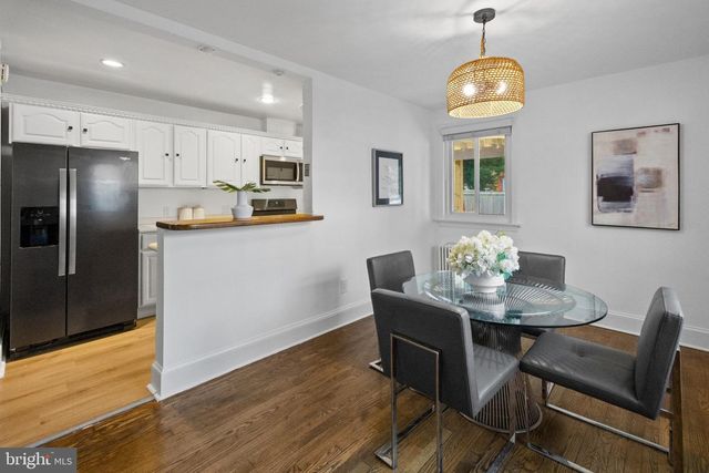 207 HAWAII AVE NE, Washington, DC 20011