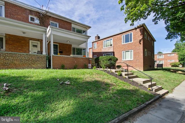 207 HAWAII AVE NE, Washington, DC 20011