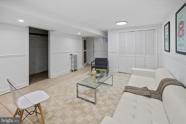 207 HAWAII AVE NE, Washington, DC 20011