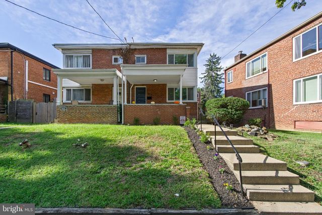 207 HAWAII AVE NE, Washington, DC 20011