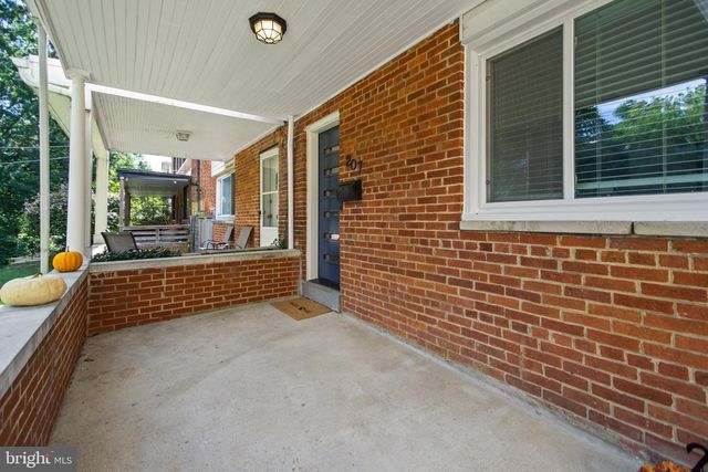 207 HAWAII AVE NE, Washington, DC 20011